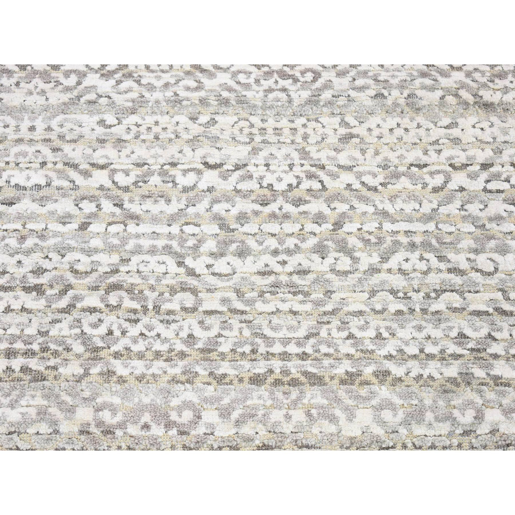 R80184%20003