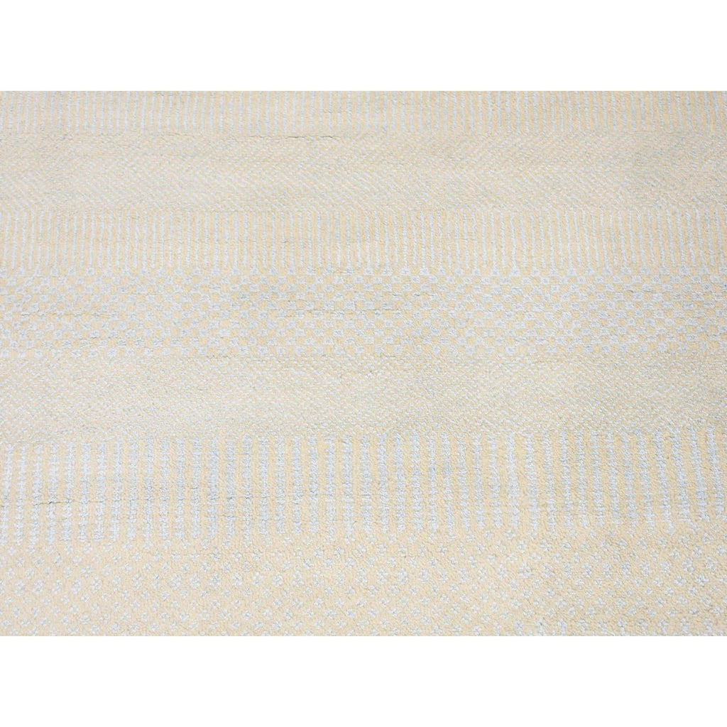 R80207%20003