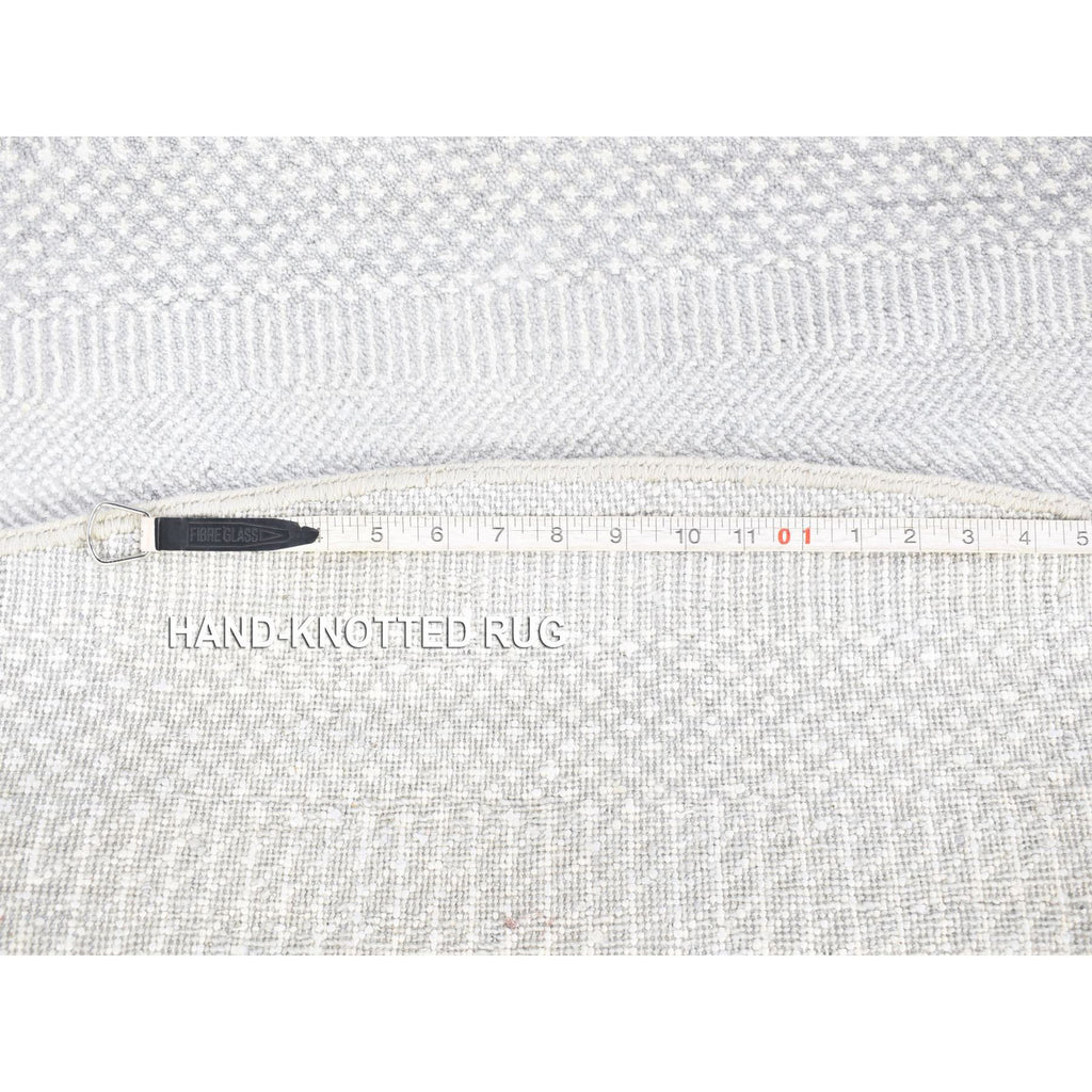 R80257%20006