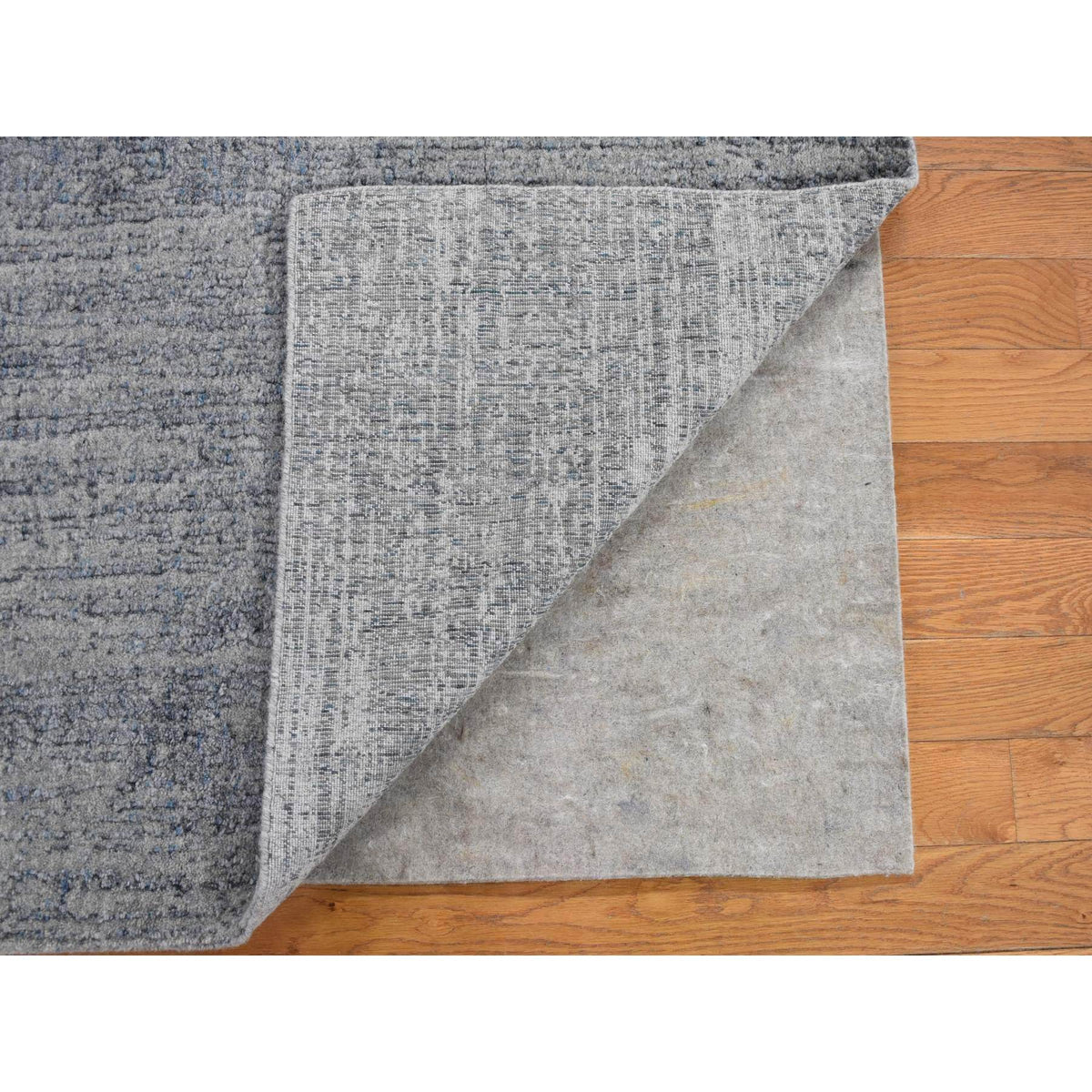 R80277%20003