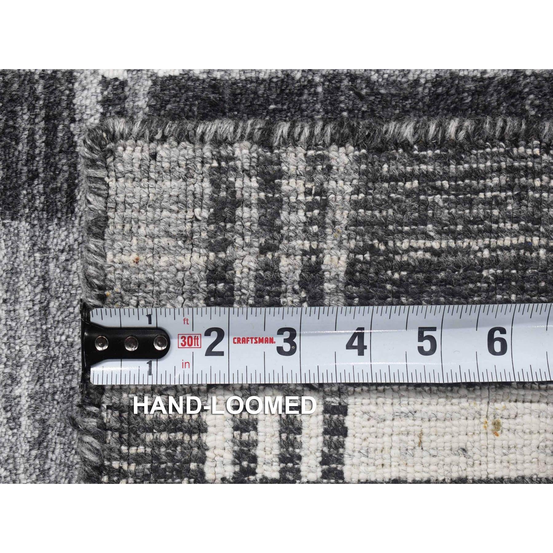 R80372%20007