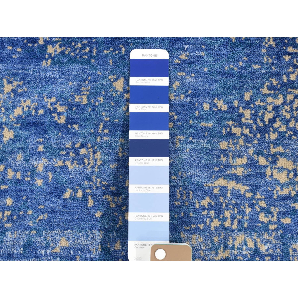 R80379%20008