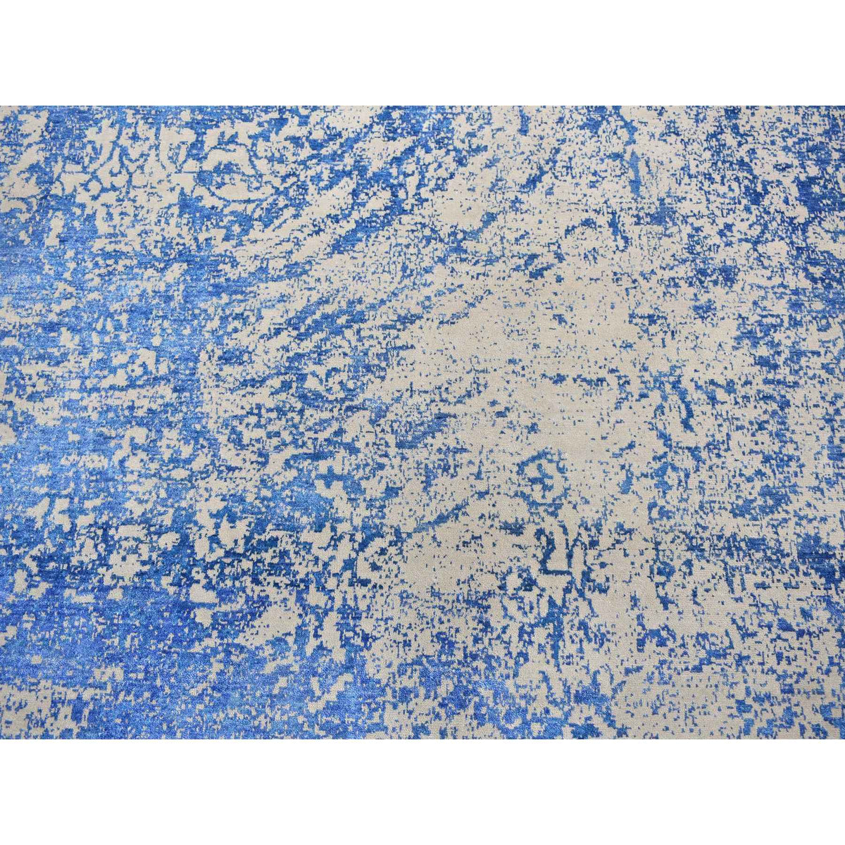 R80379%20009