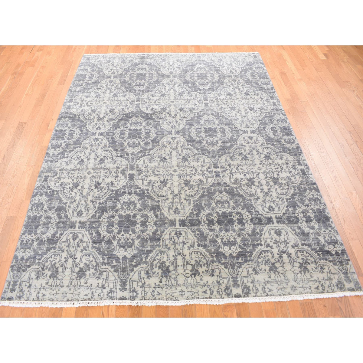 R80382%20003