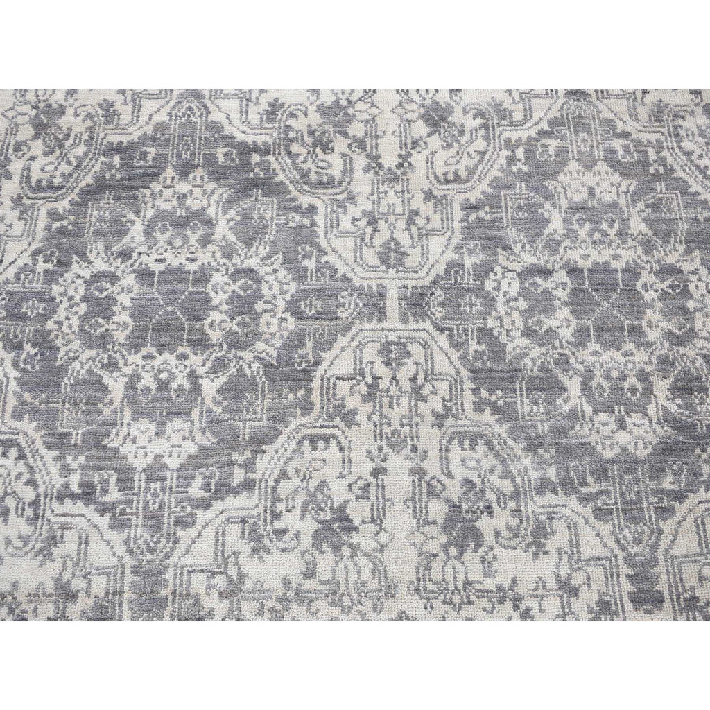 R80382%20009