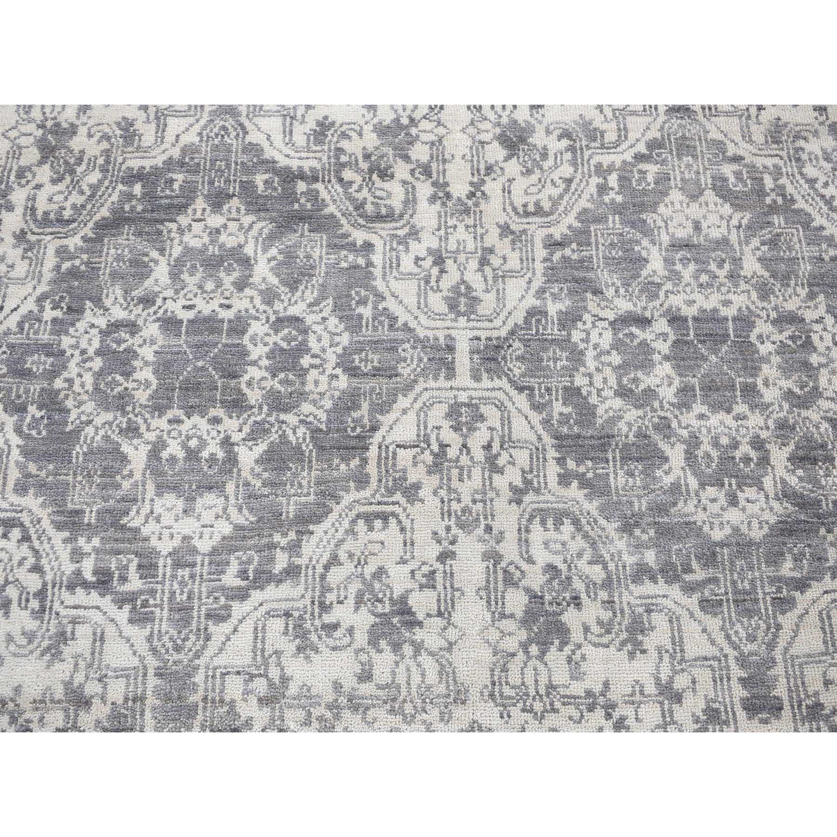 R80382%20009