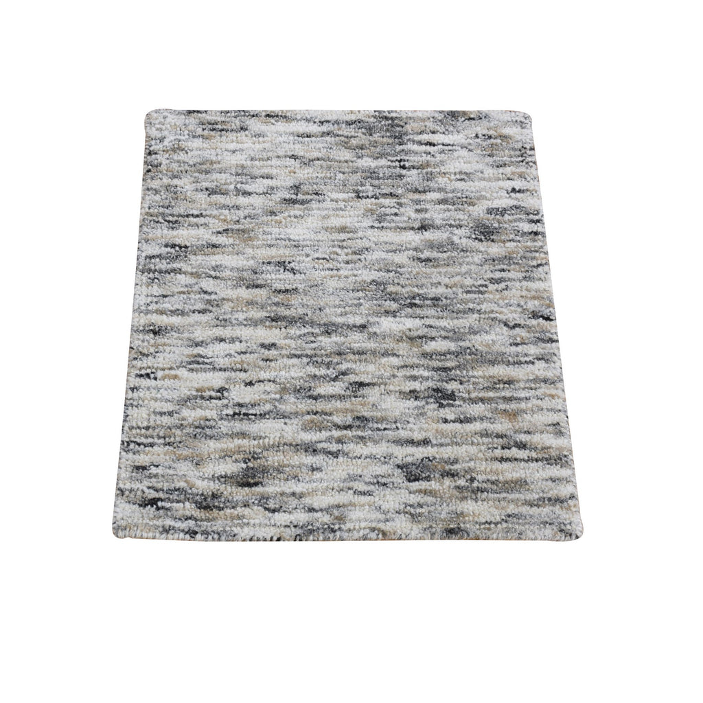 R80398%20001