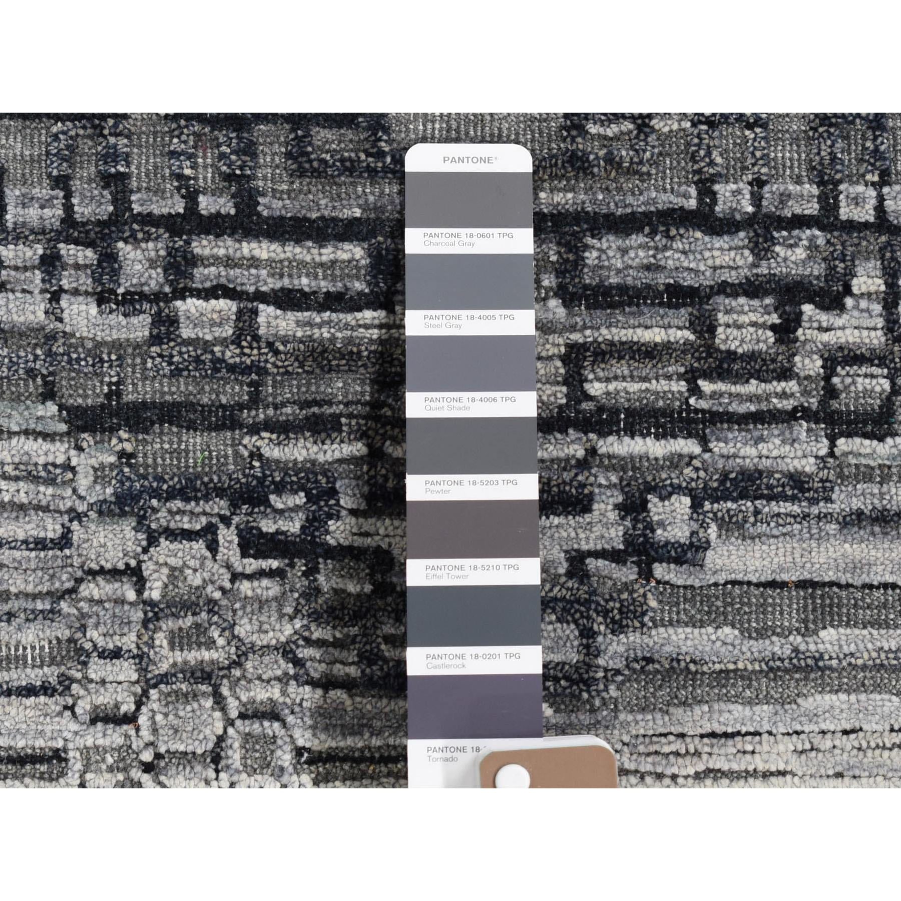 R80406%20004