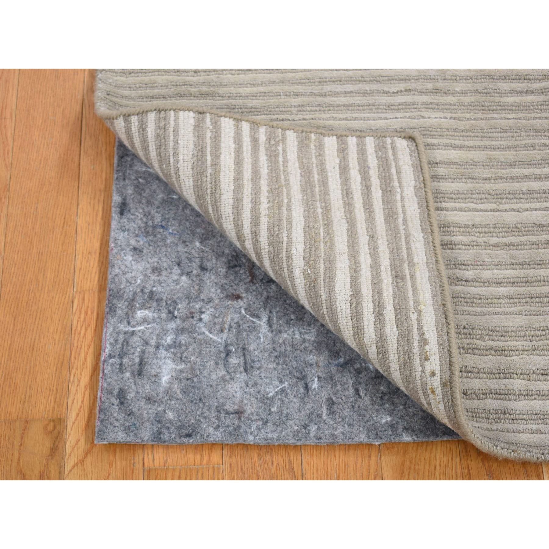 R80417%20003