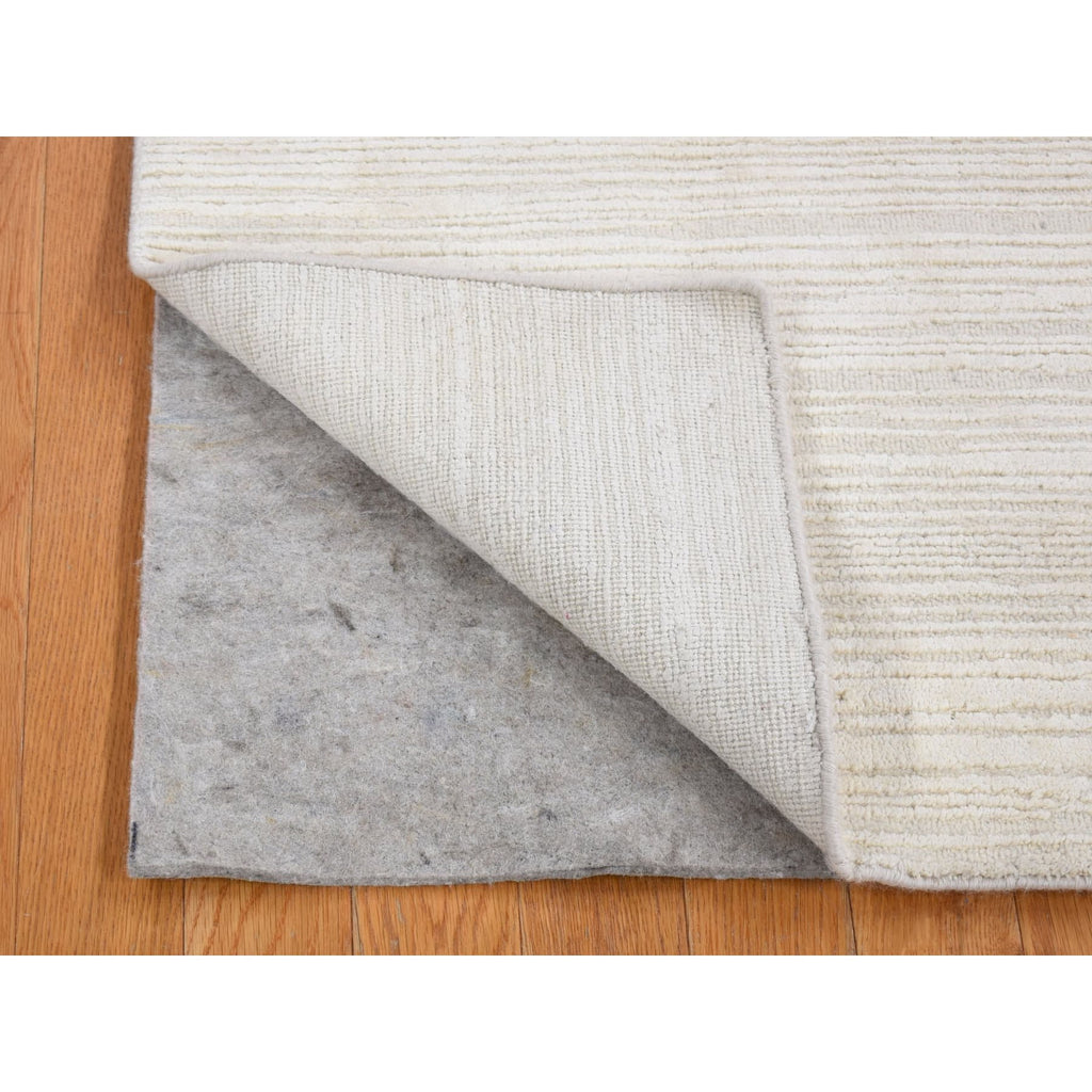 R80418%20003