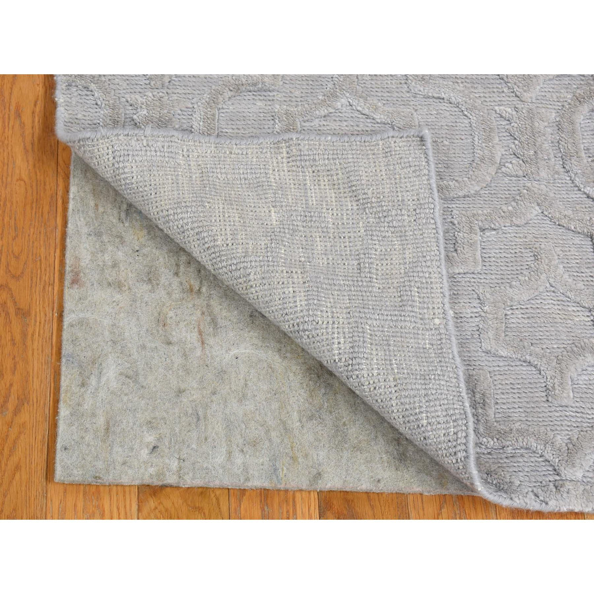 R80423%20003