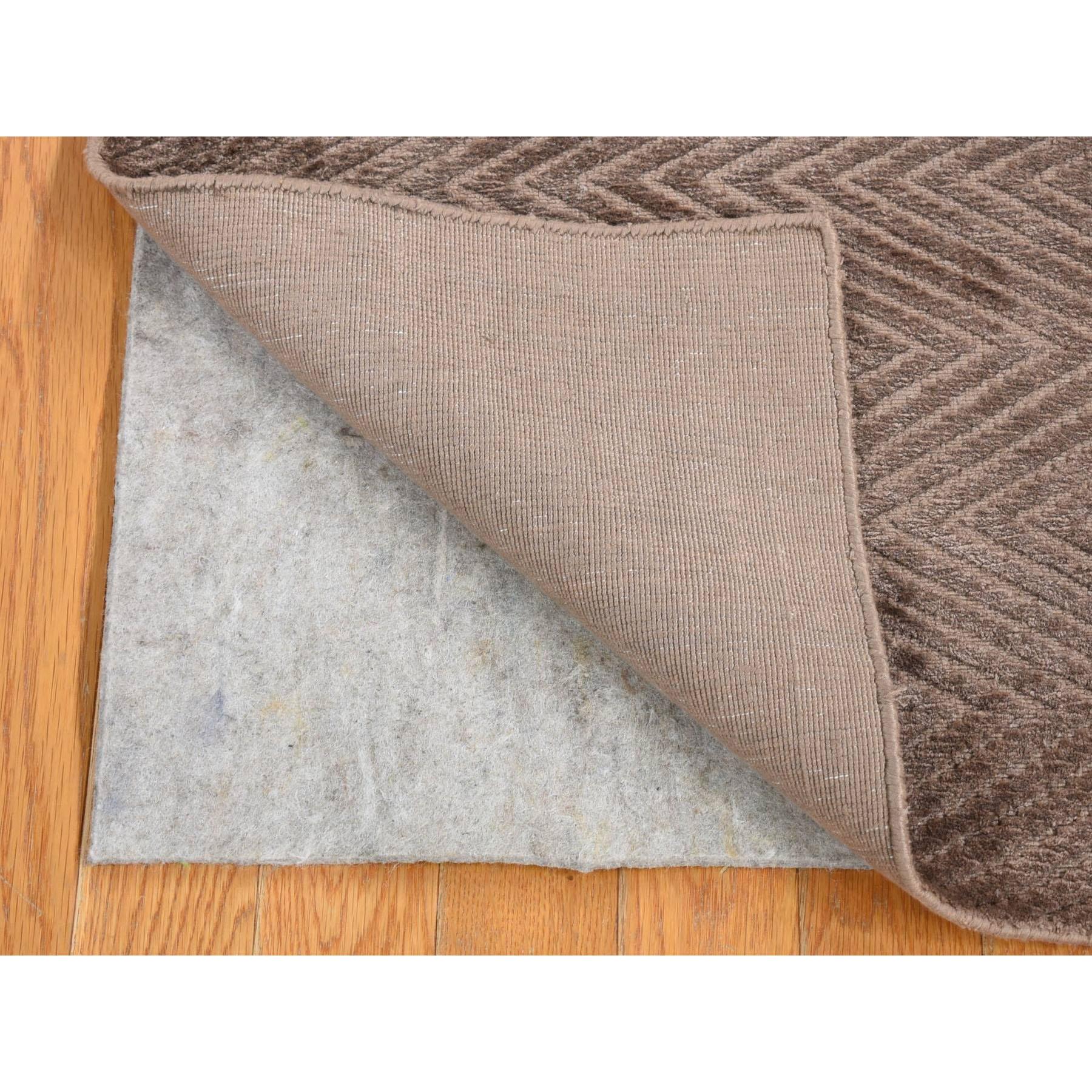 R80427%20003