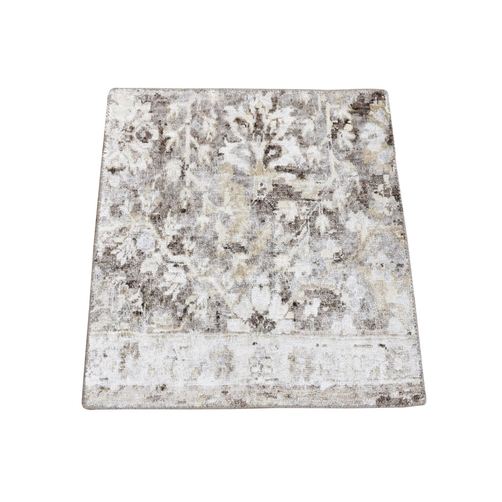 R80439%20001