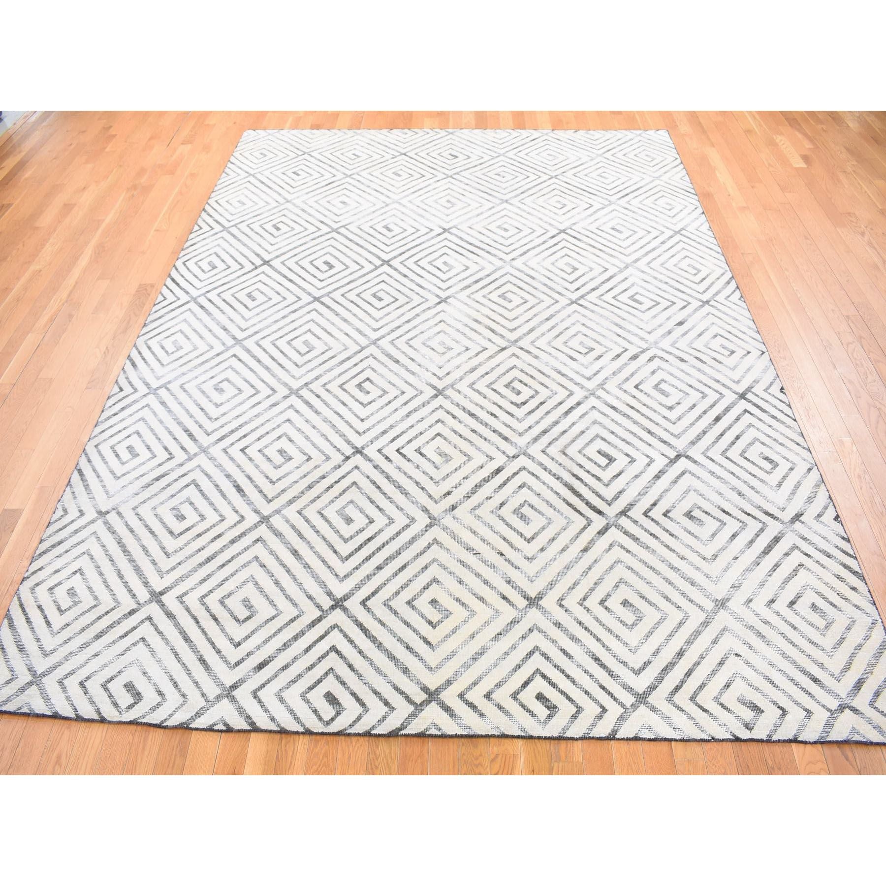 R80447%20003