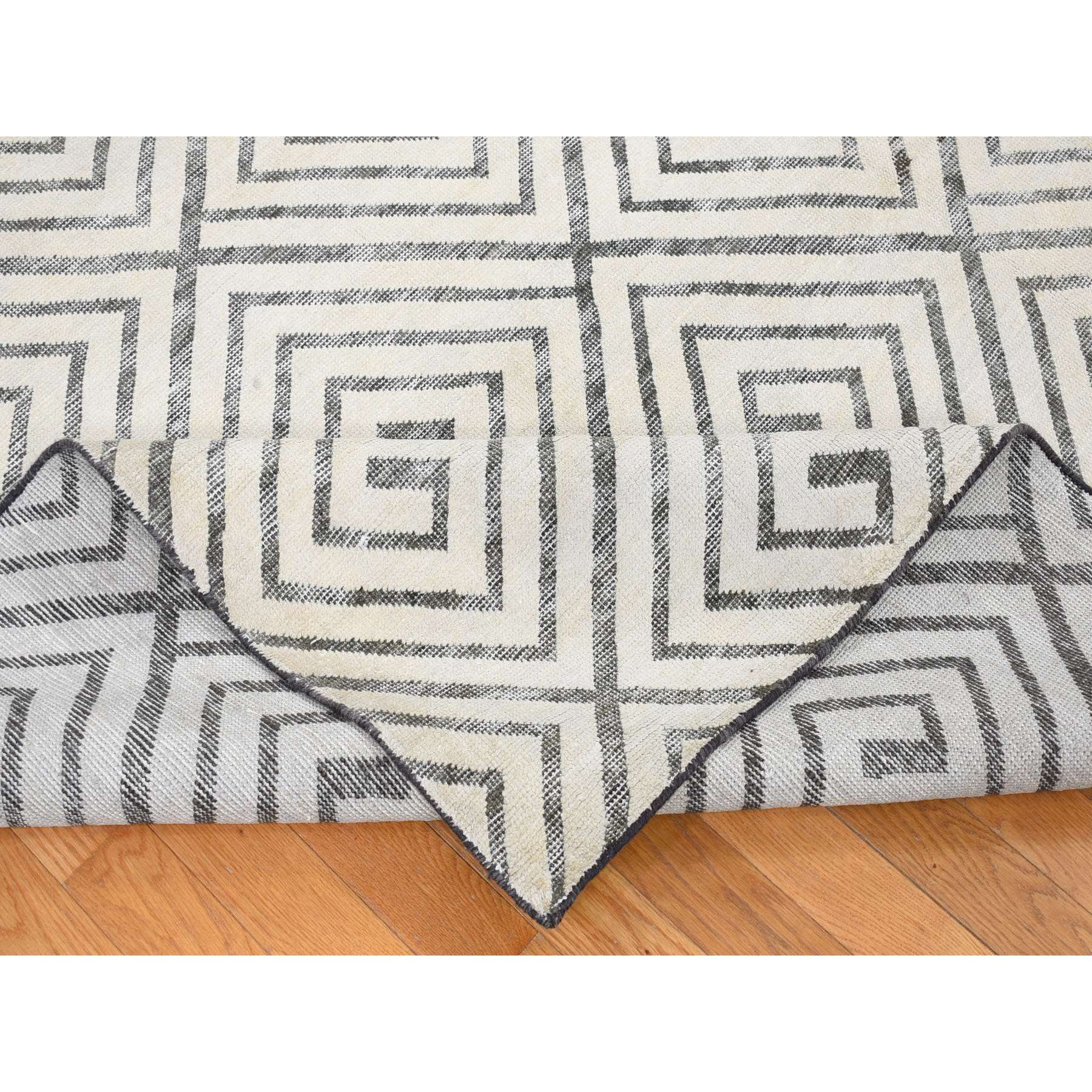 R80447%20007