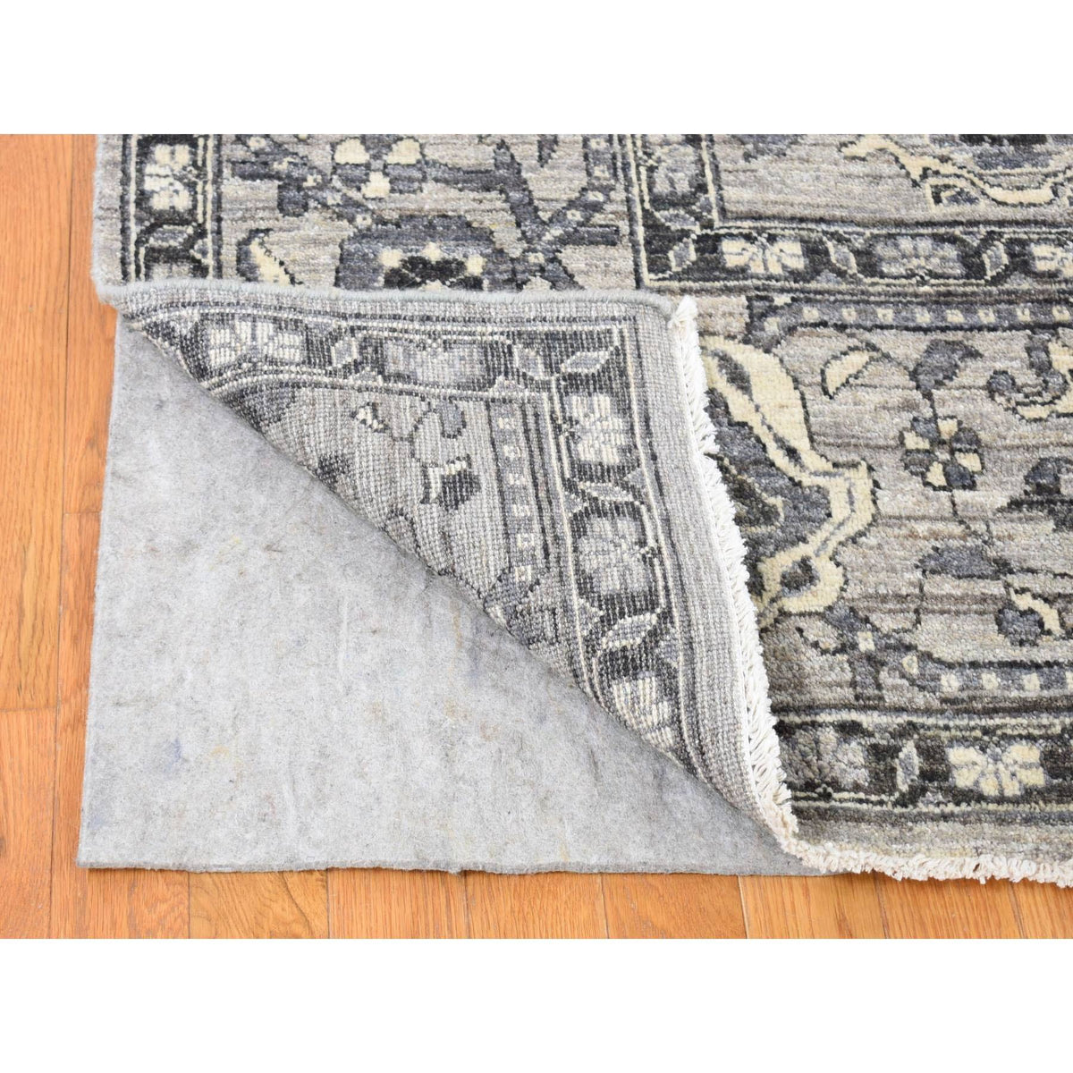 R80452%20005
