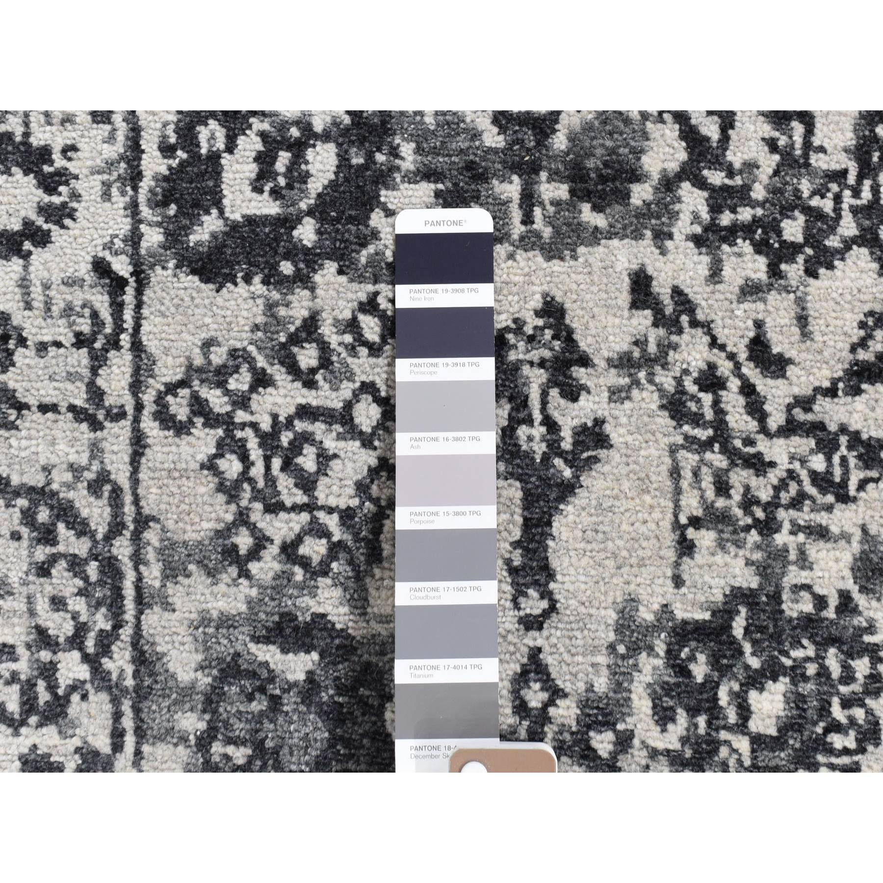 R80485%20004