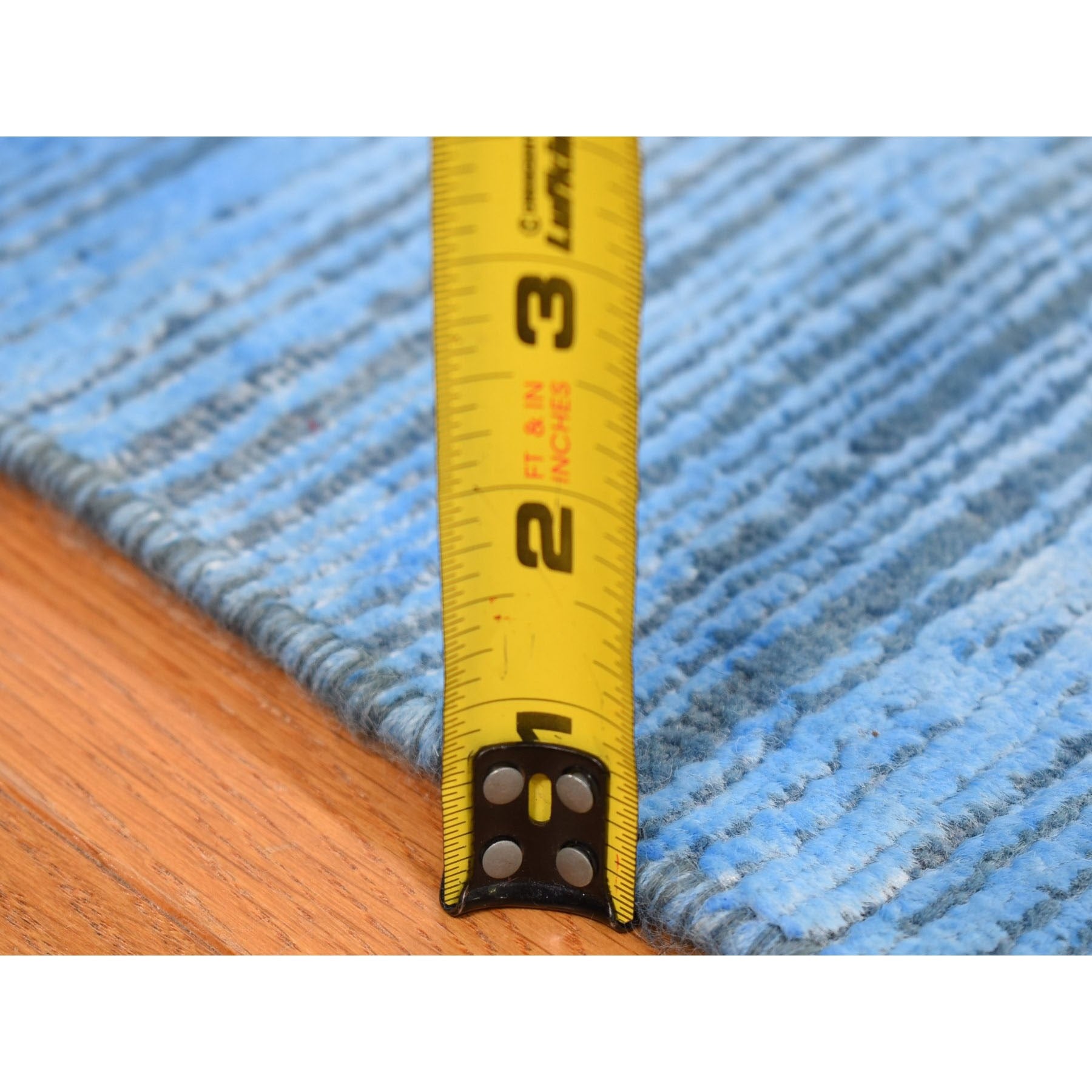 R80518%20011