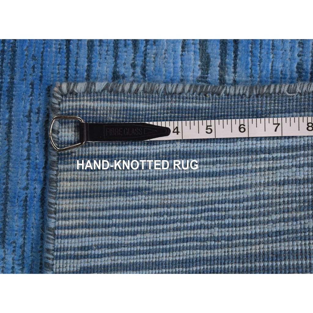 R80518%20012