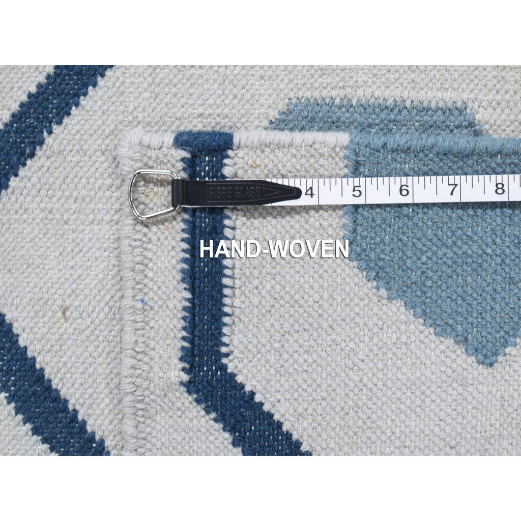 R80542%20007