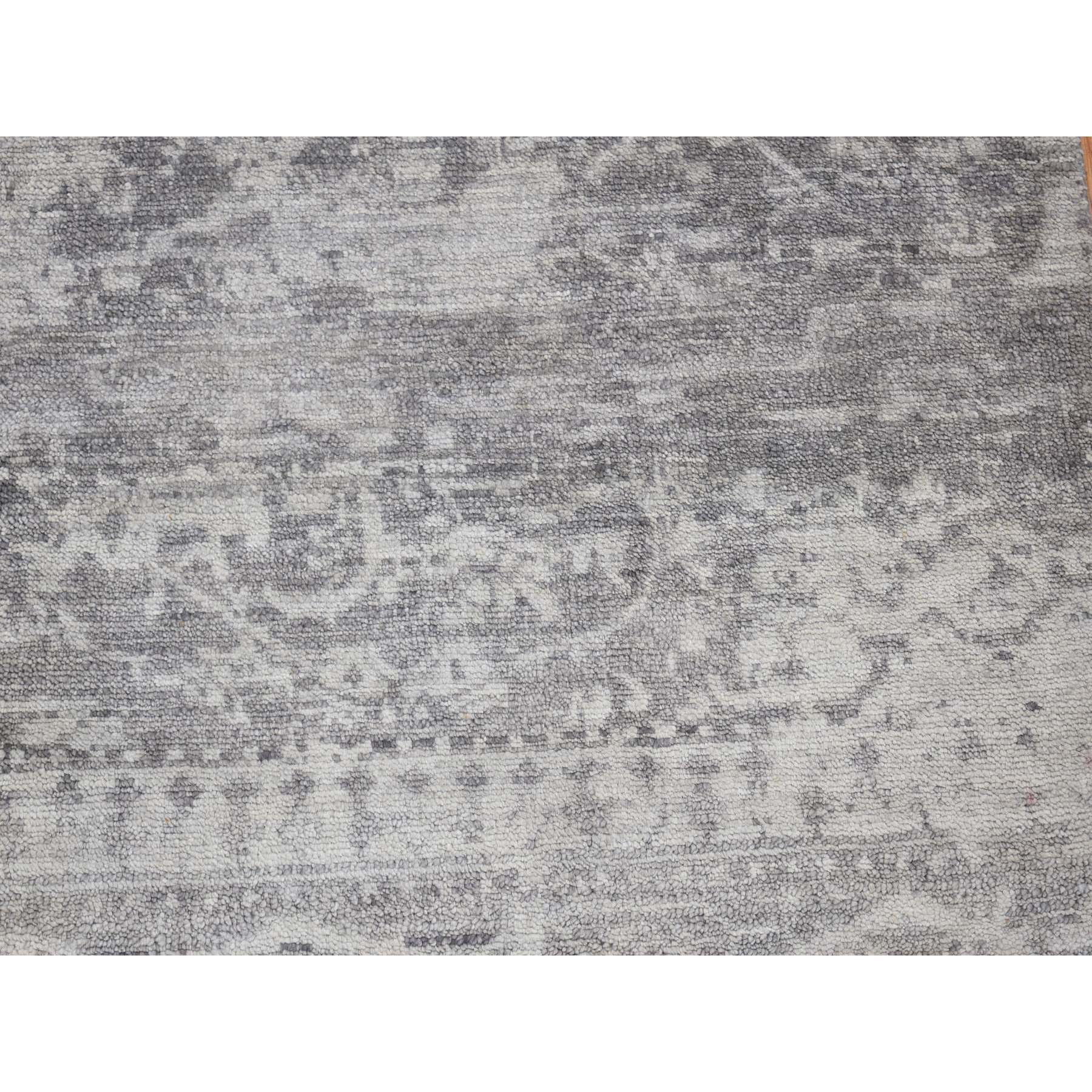R80558%20003