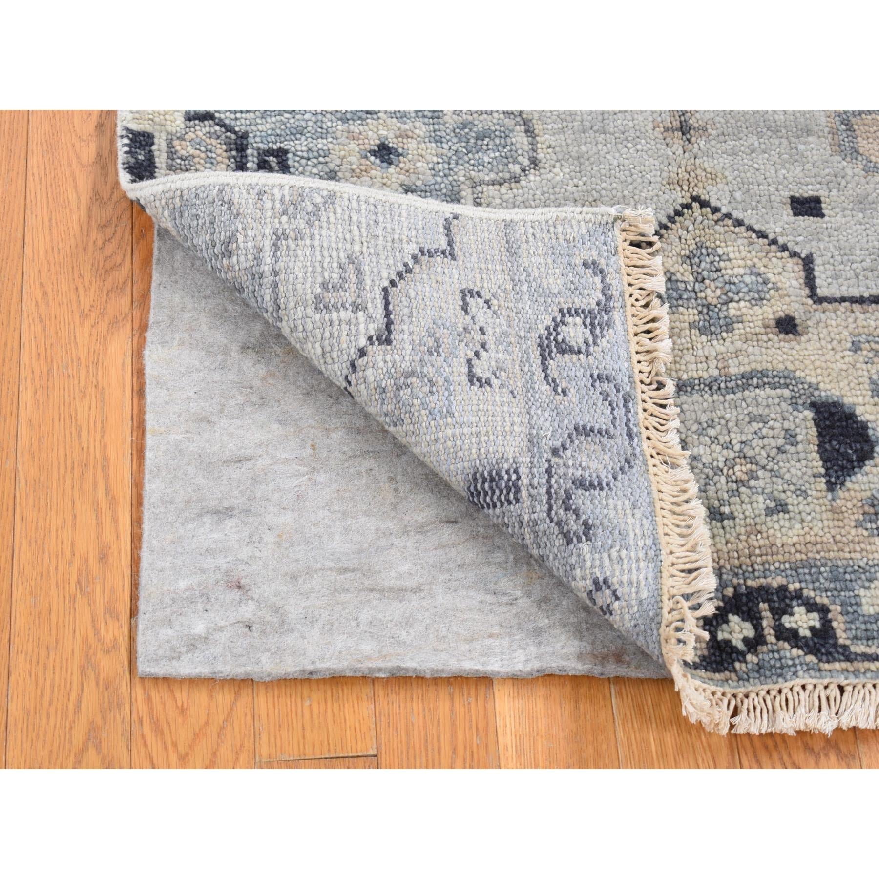 R80561%20004
