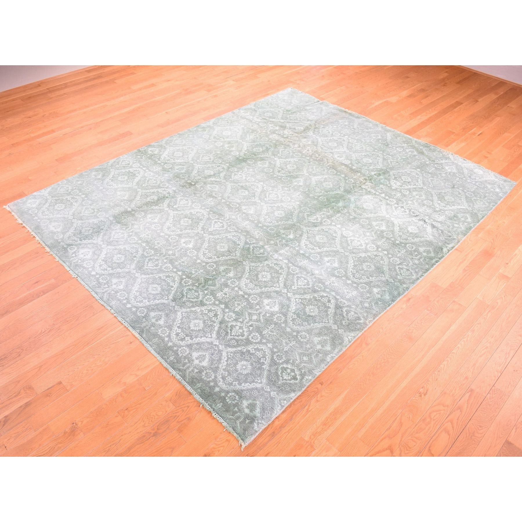 R80677%20004