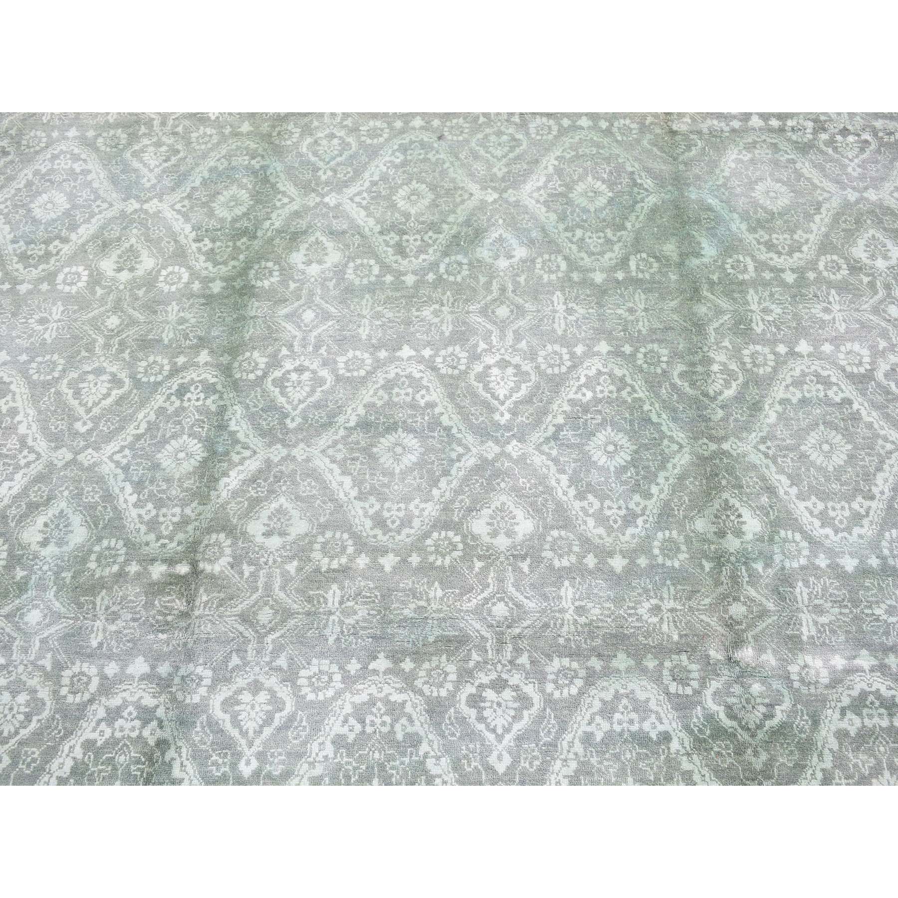 R80677%20009