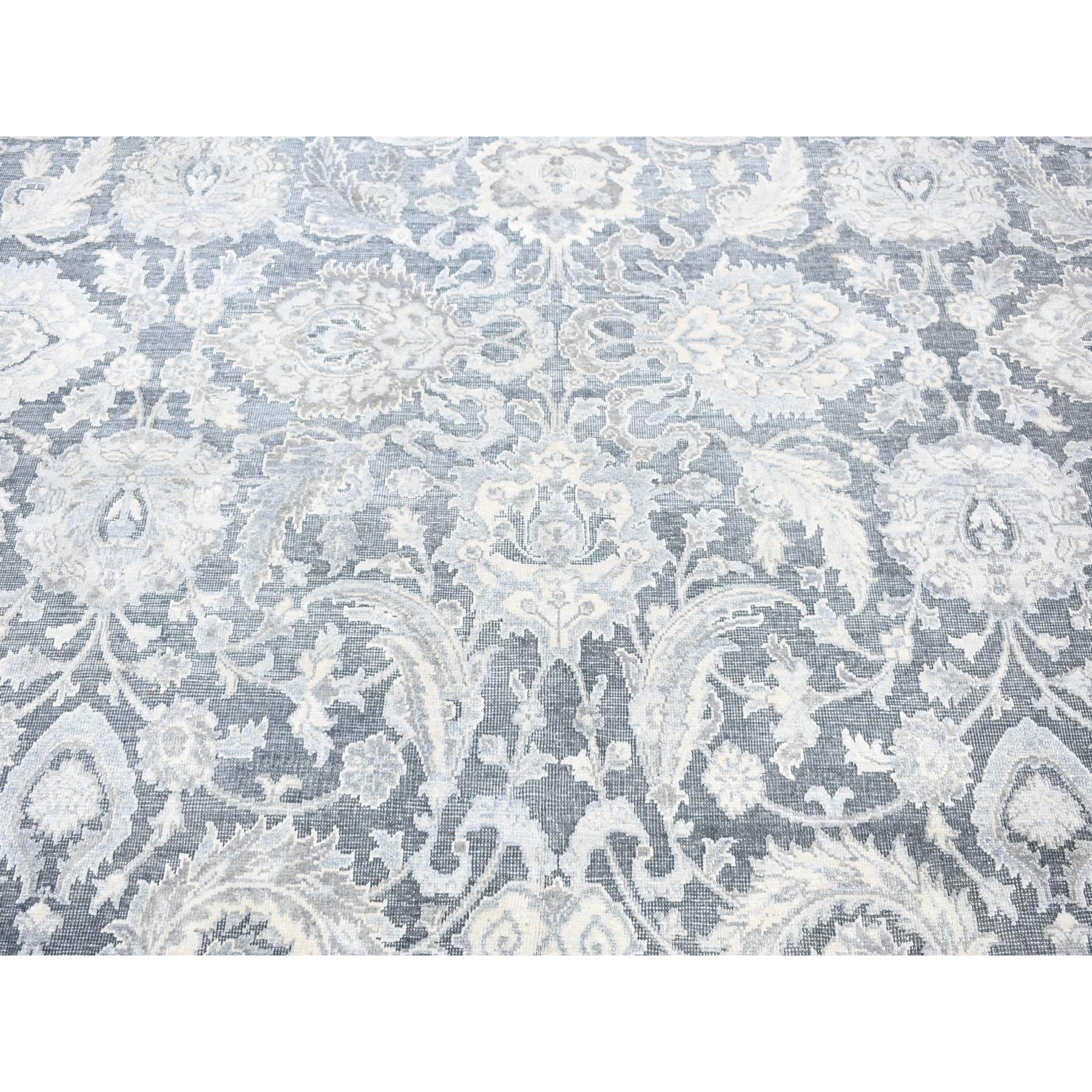 R80682%20009