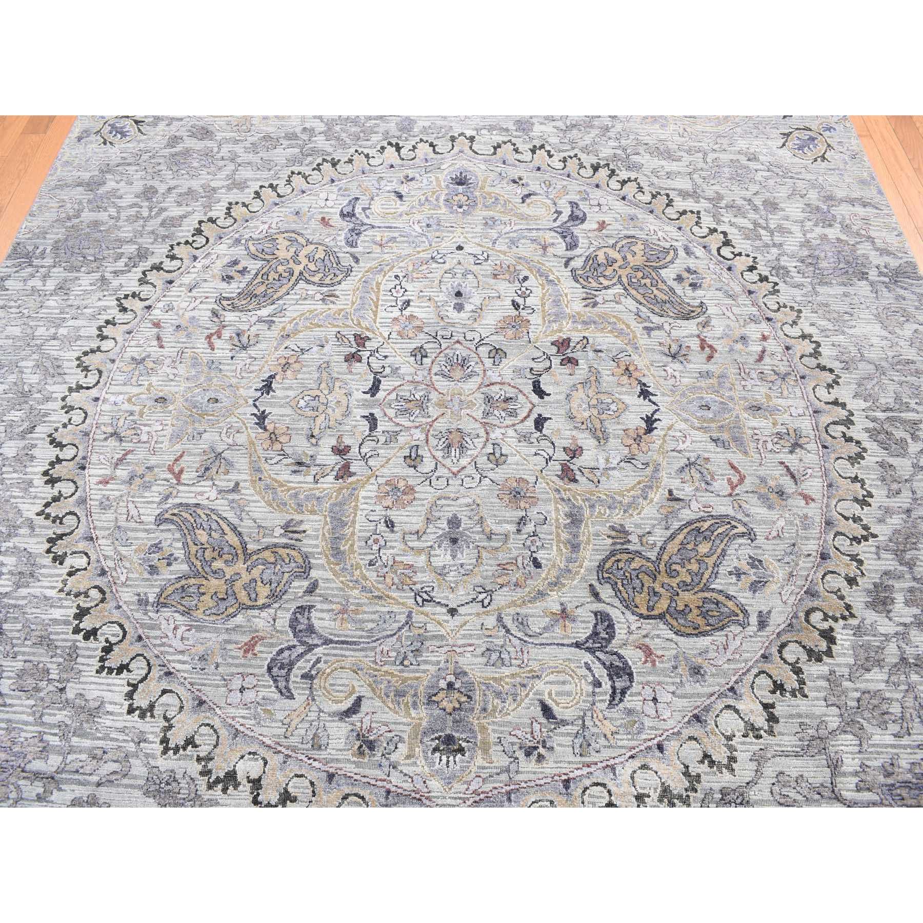 R80742%20009