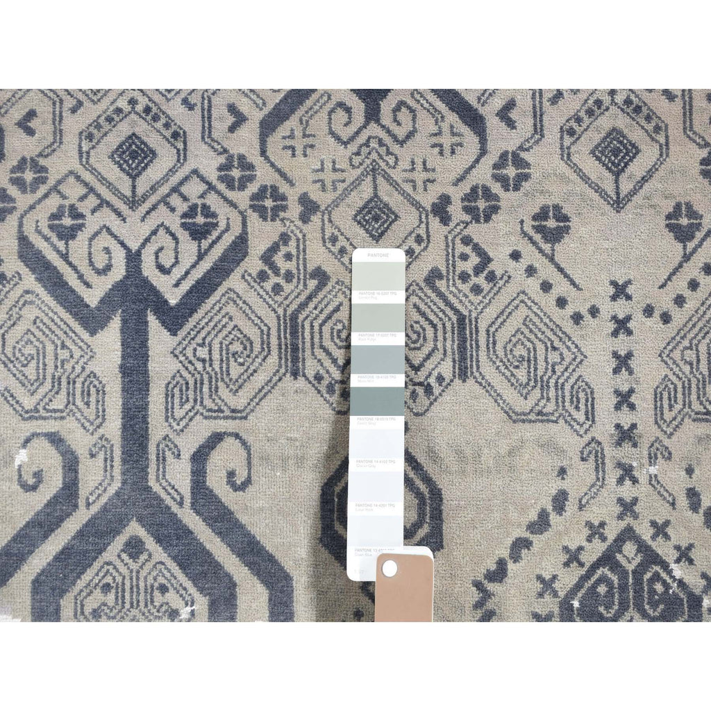 R80792%20008