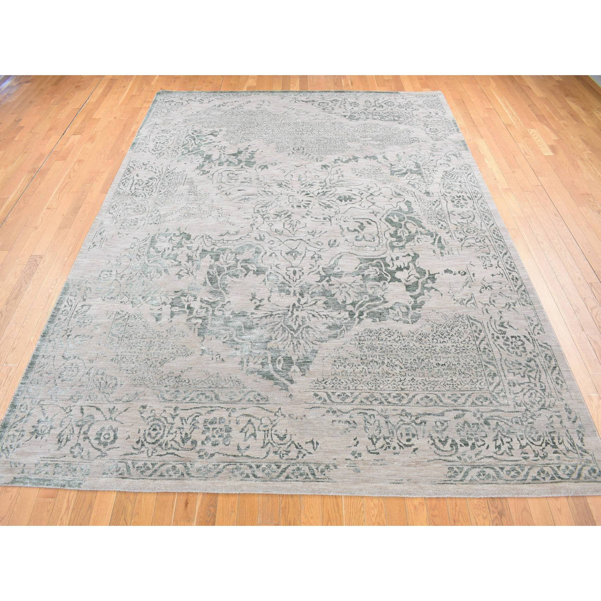 R80798%20003