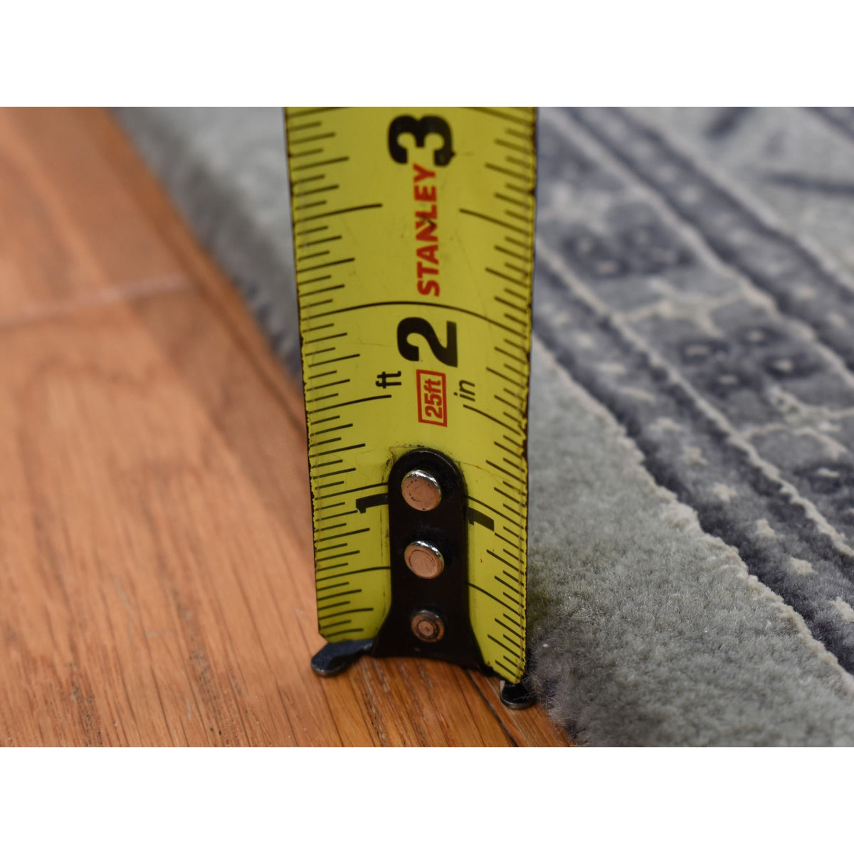 R80974%20011