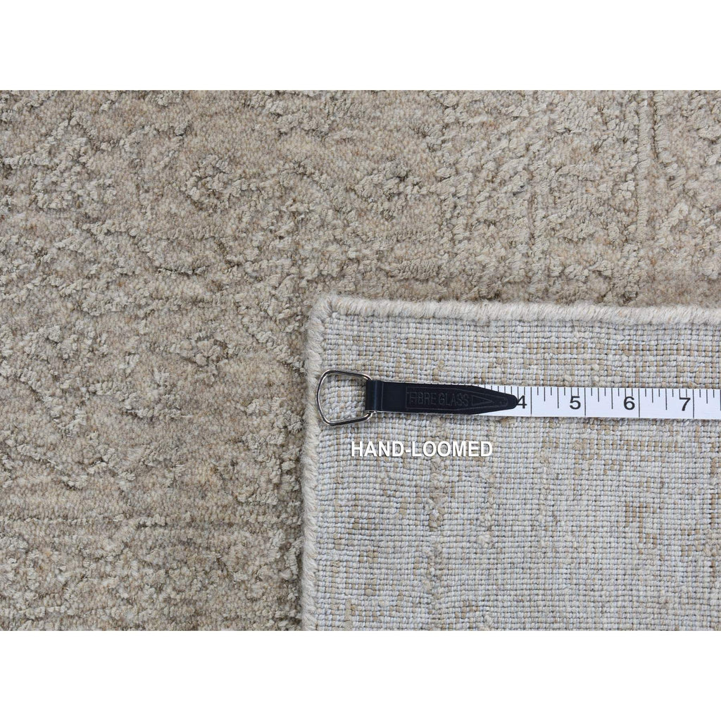 R80977%20012