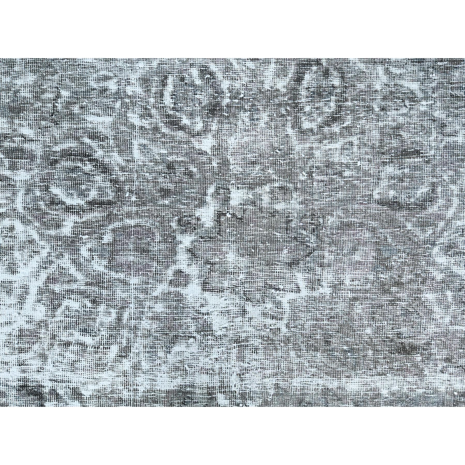 R82544%20009