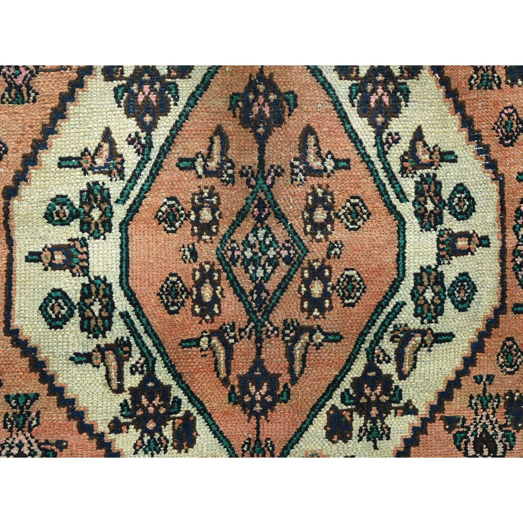 R82548%20009