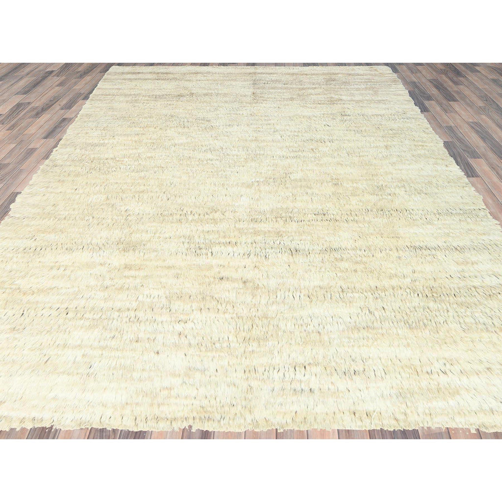 R82565%20003