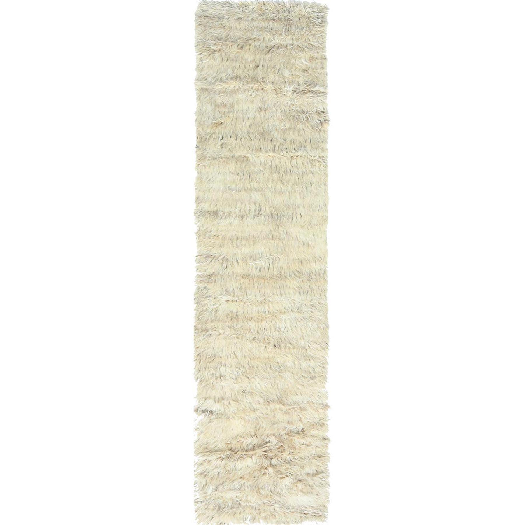 R82573%20001