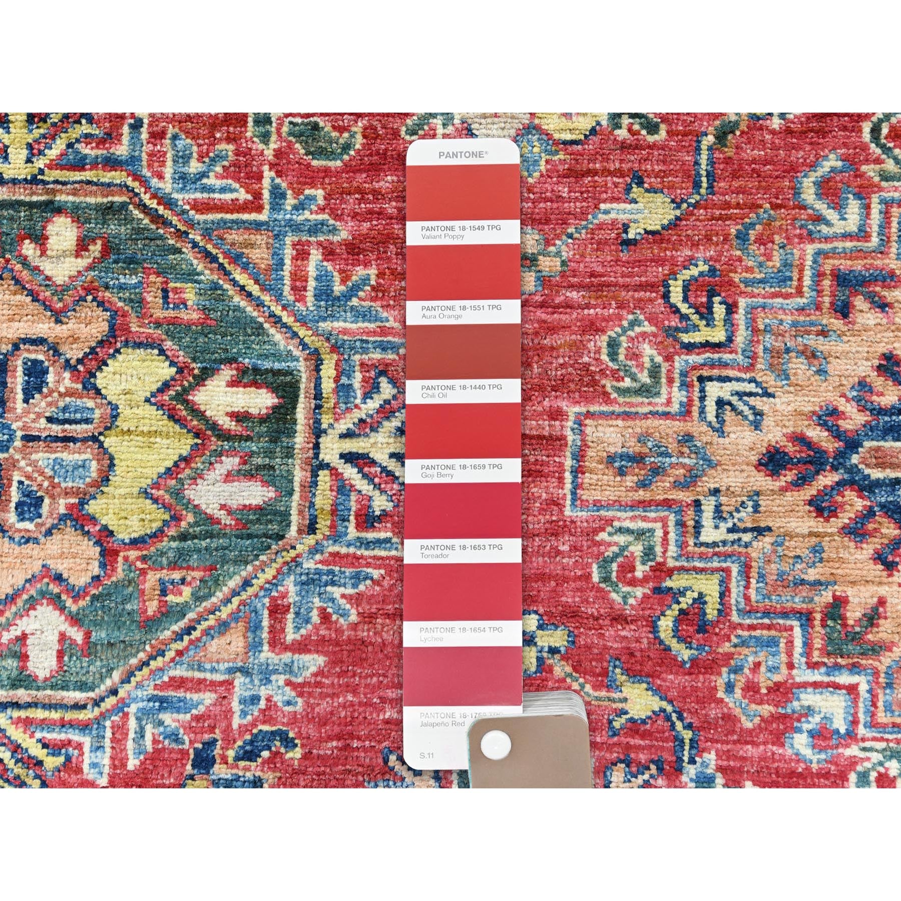 R82641%20008