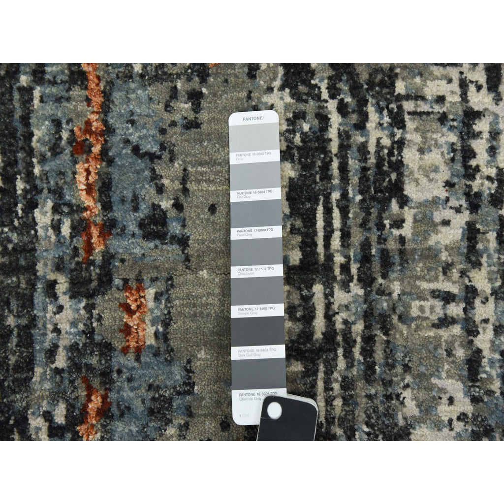 R83068%20008