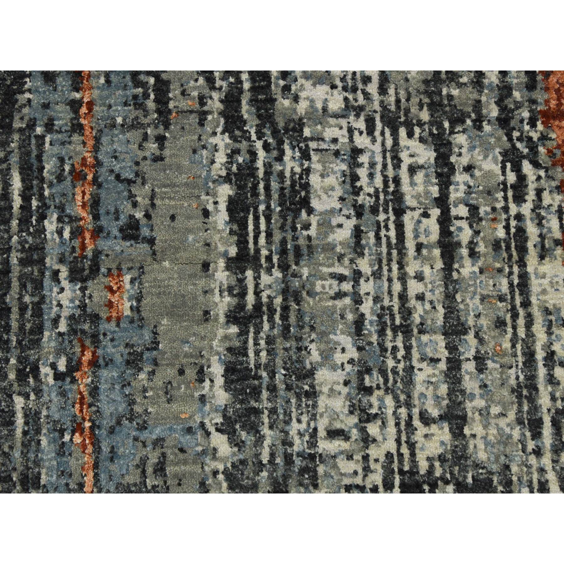 R83068%20009