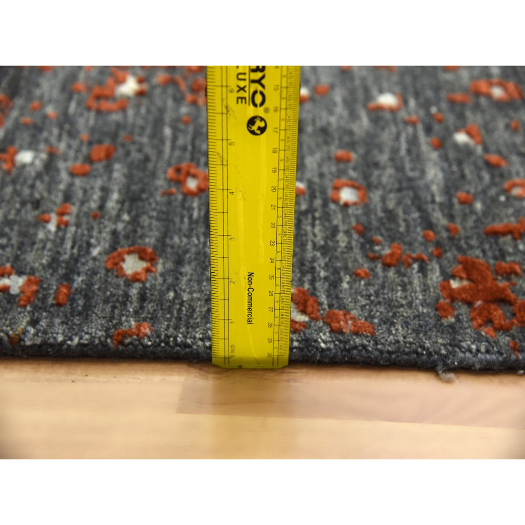 R83088%20011