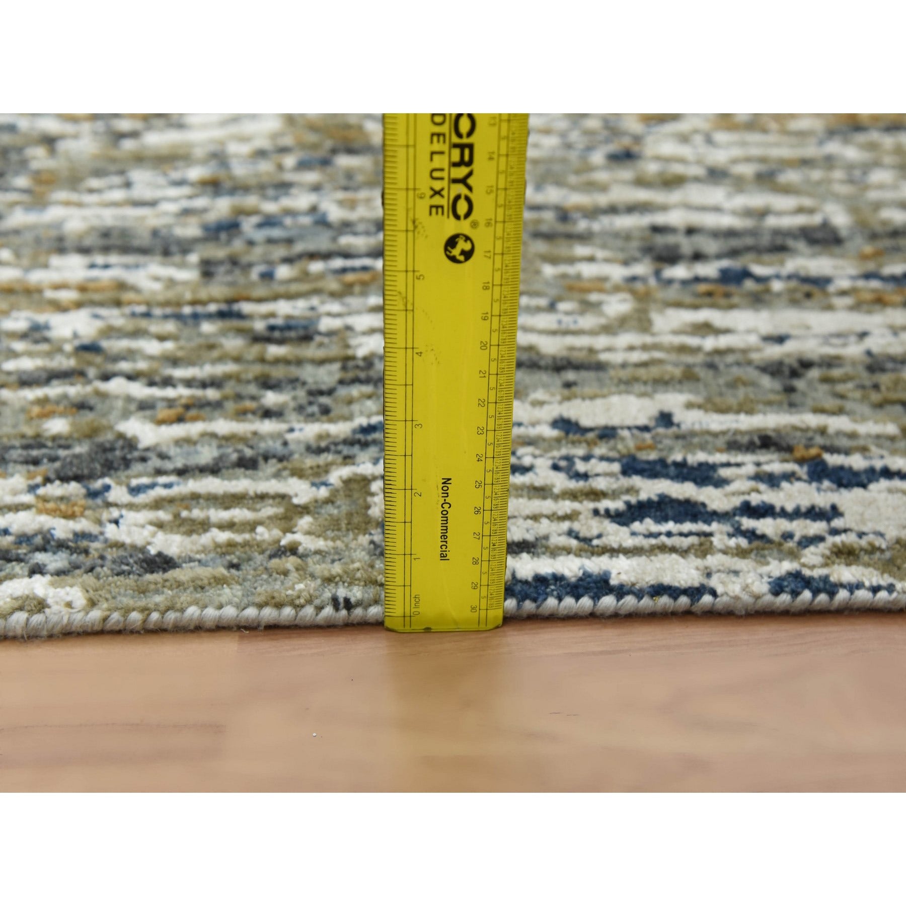 R83097%20007