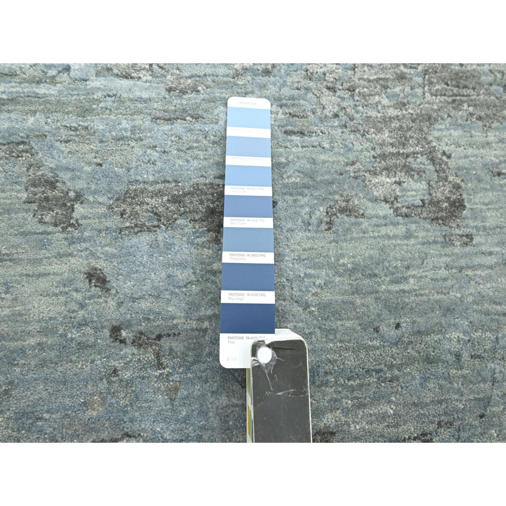 R83147%20008