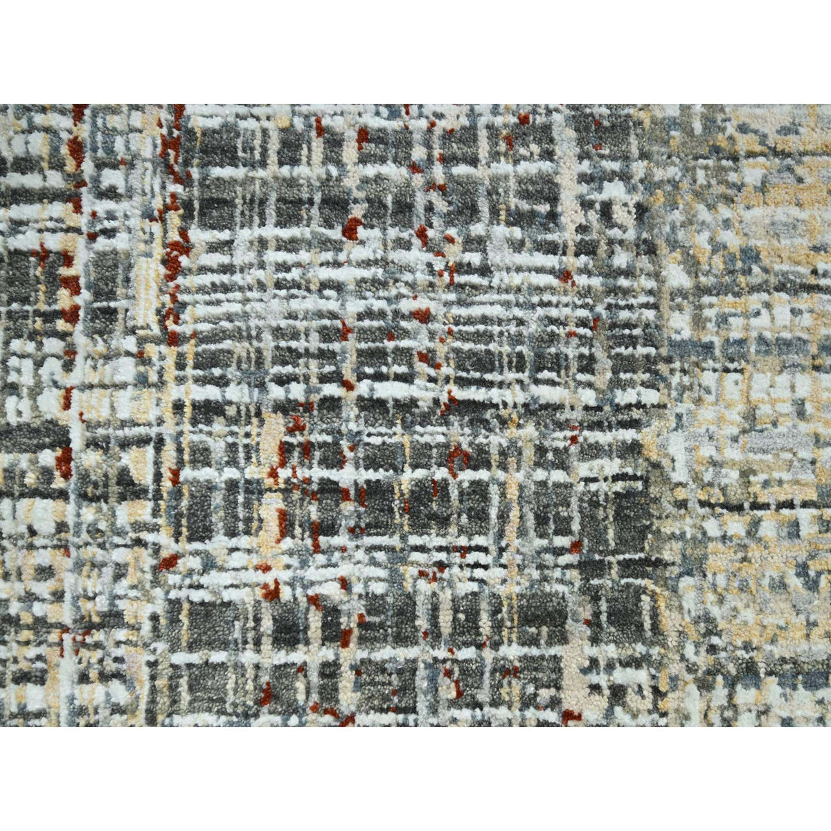 R83152%20009
