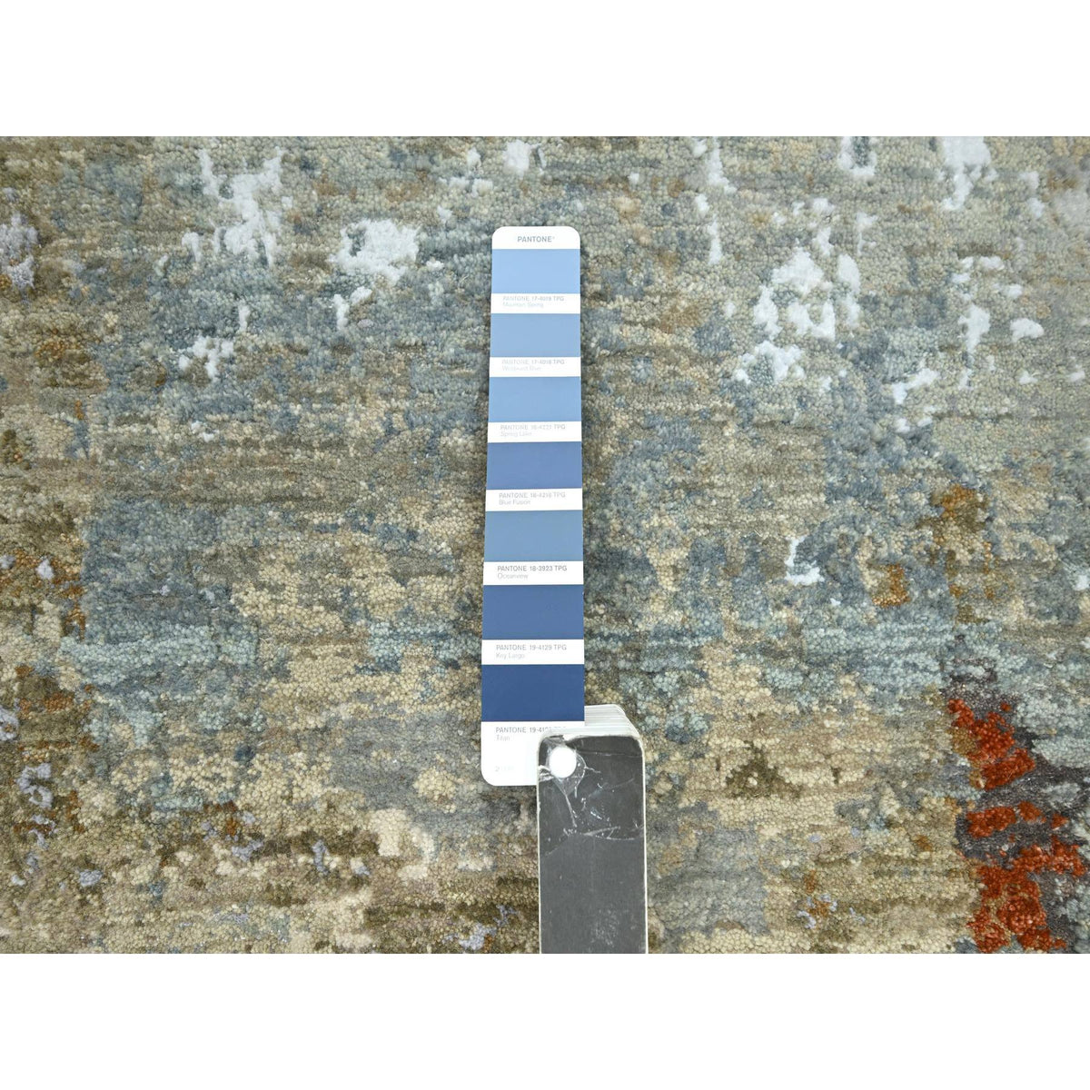 R83182%20005