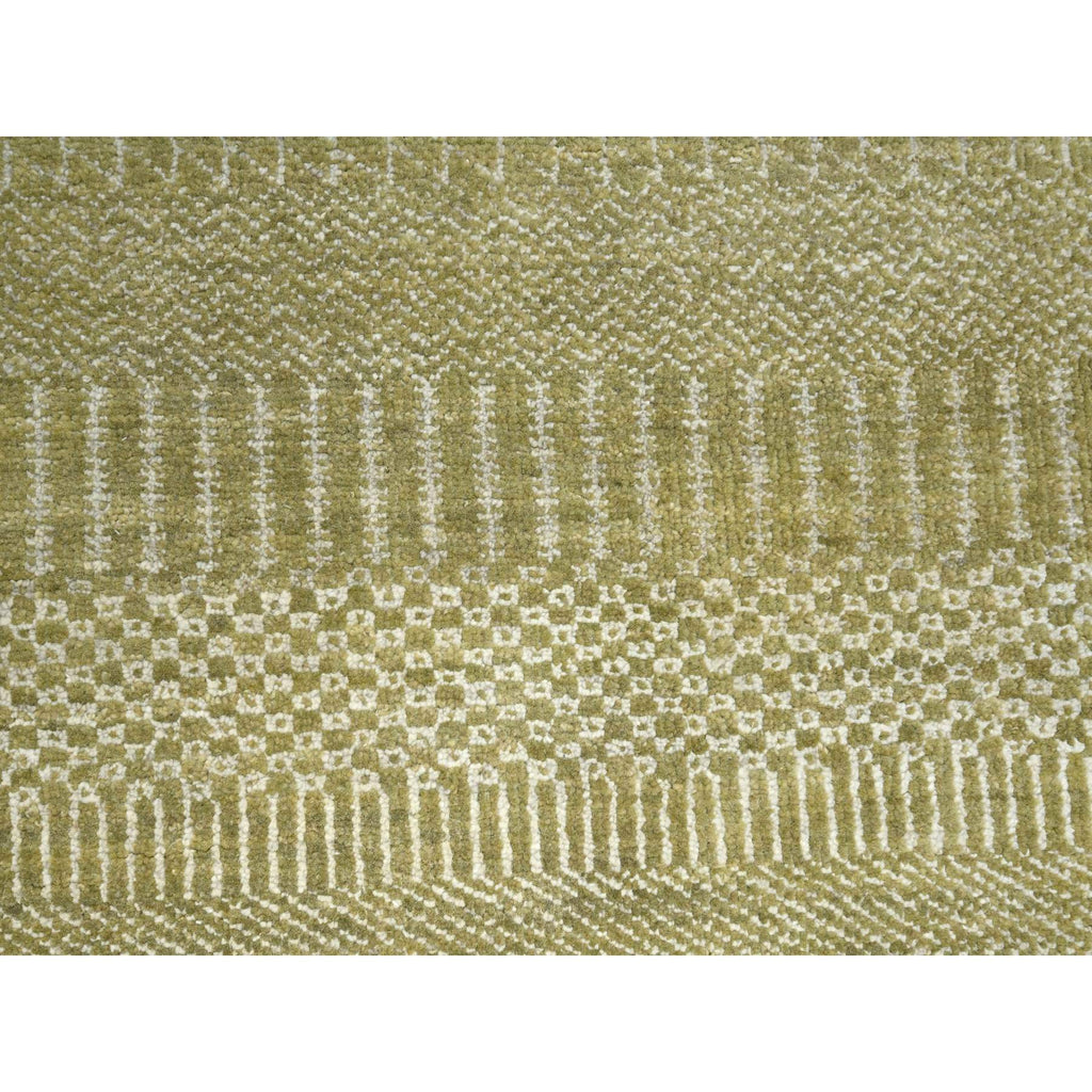 R83215%20009
