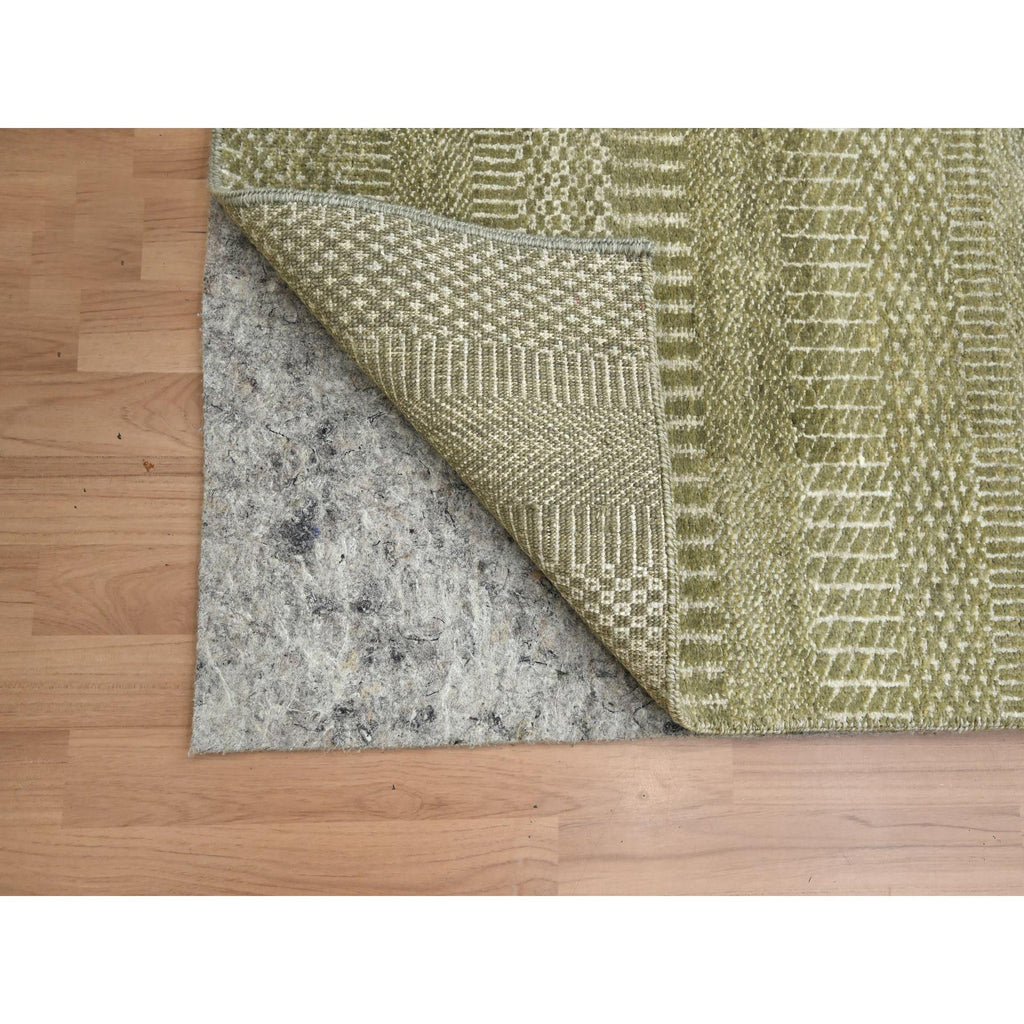 R83220%20004