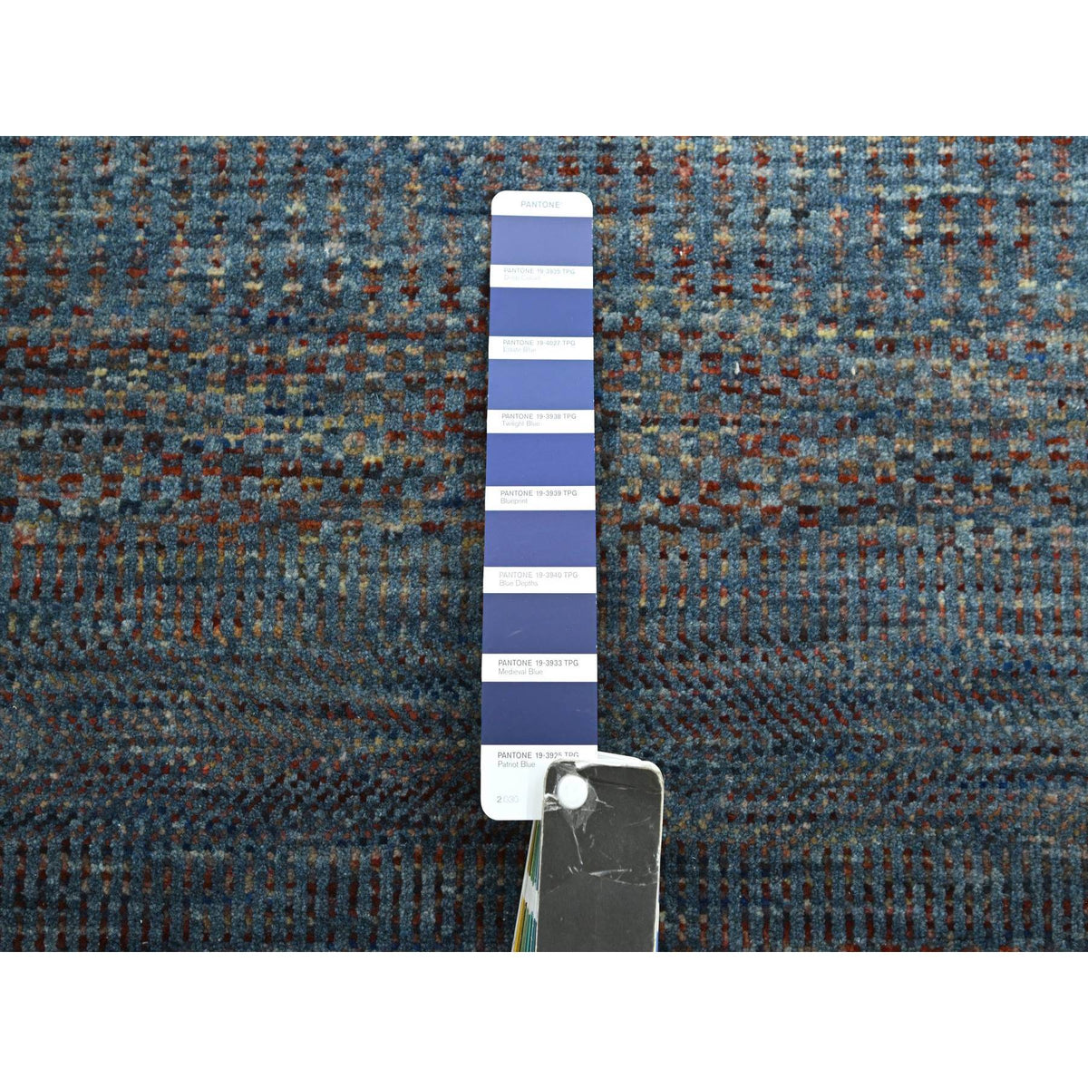 R83221%20005