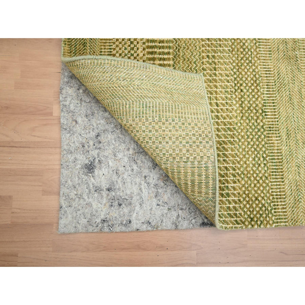 R83229%20004